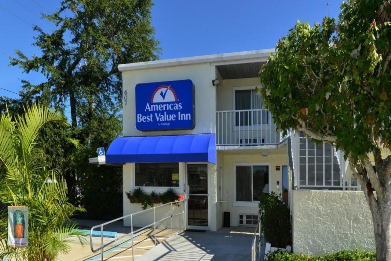 Americas Best Value Inn Bradenton-Sarasota Exterior photo
