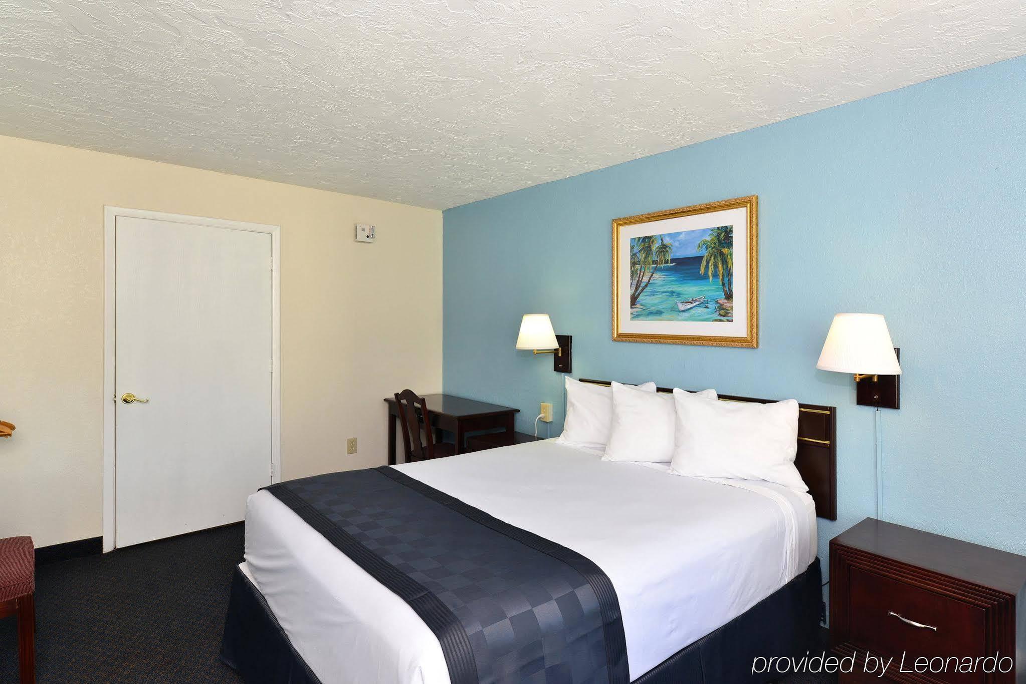 Americas Best Value Inn Bradenton-Sarasota Exterior photo