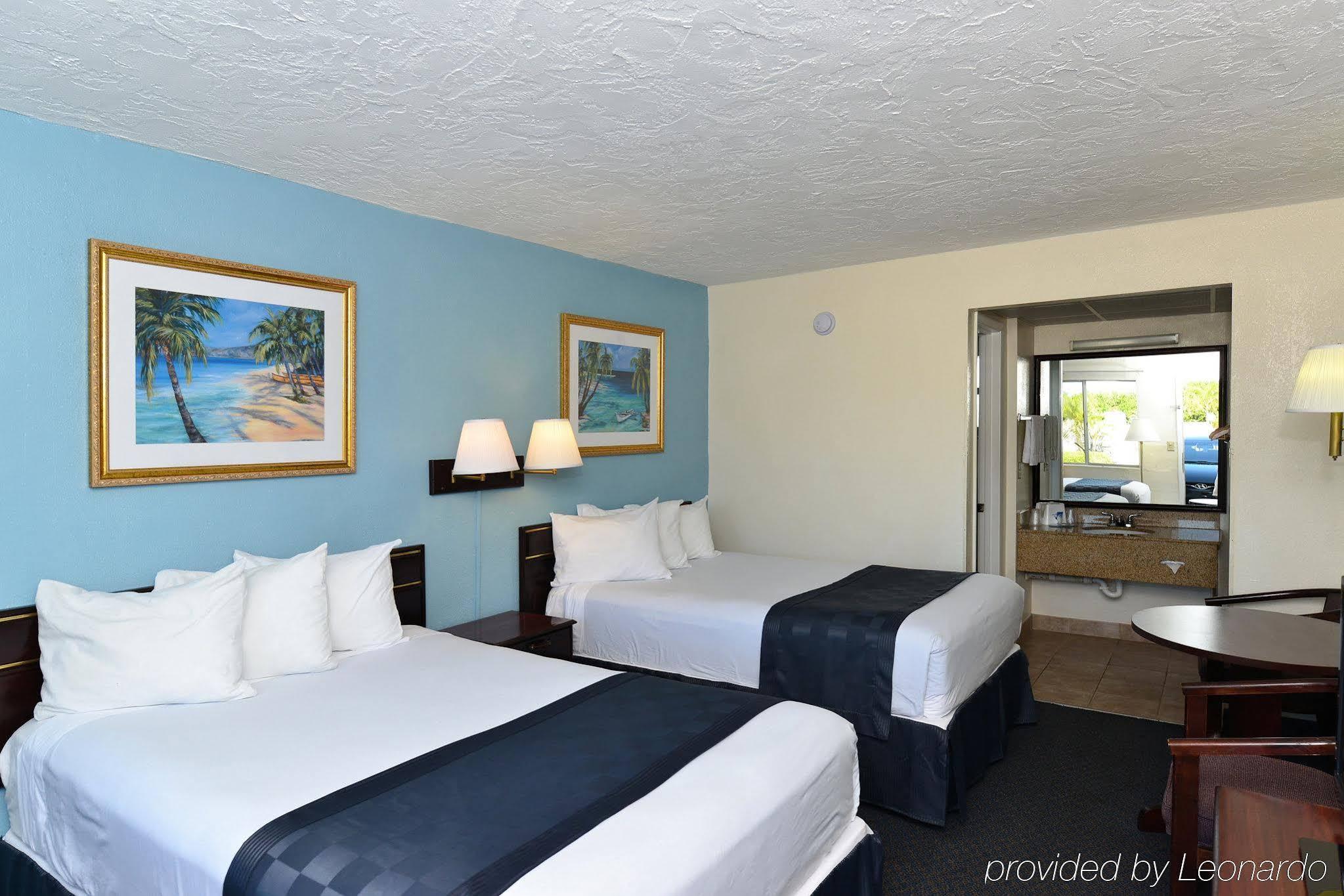 Americas Best Value Inn Bradenton-Sarasota Exterior photo