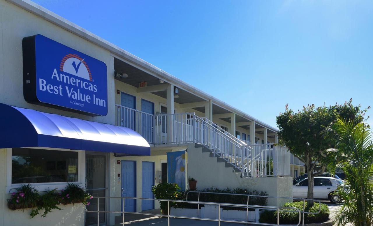 Americas Best Value Inn Bradenton-Sarasota Exterior photo