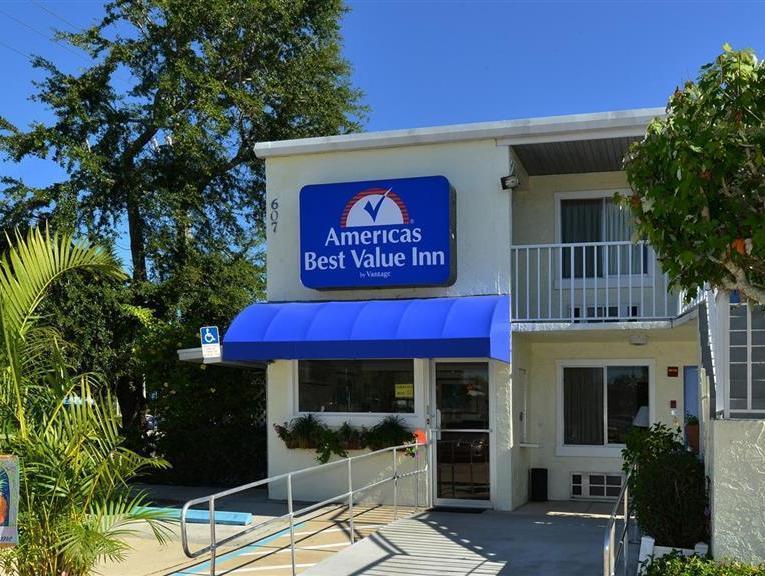Americas Best Value Inn Bradenton-Sarasota Exterior photo