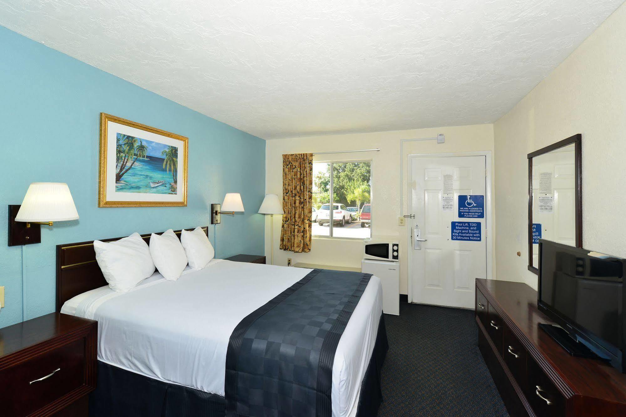 Americas Best Value Inn Bradenton-Sarasota Exterior photo